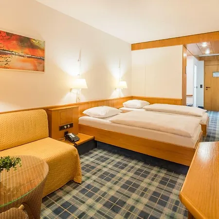 Hotel Am Nockherberg 3*